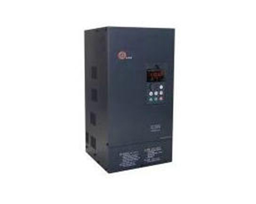 維修變頻器要確保處理電氣設備的維修人員具備相關(guān)技能和經(jīng)驗以防止因操縱不當而導致的電擊或火災風險